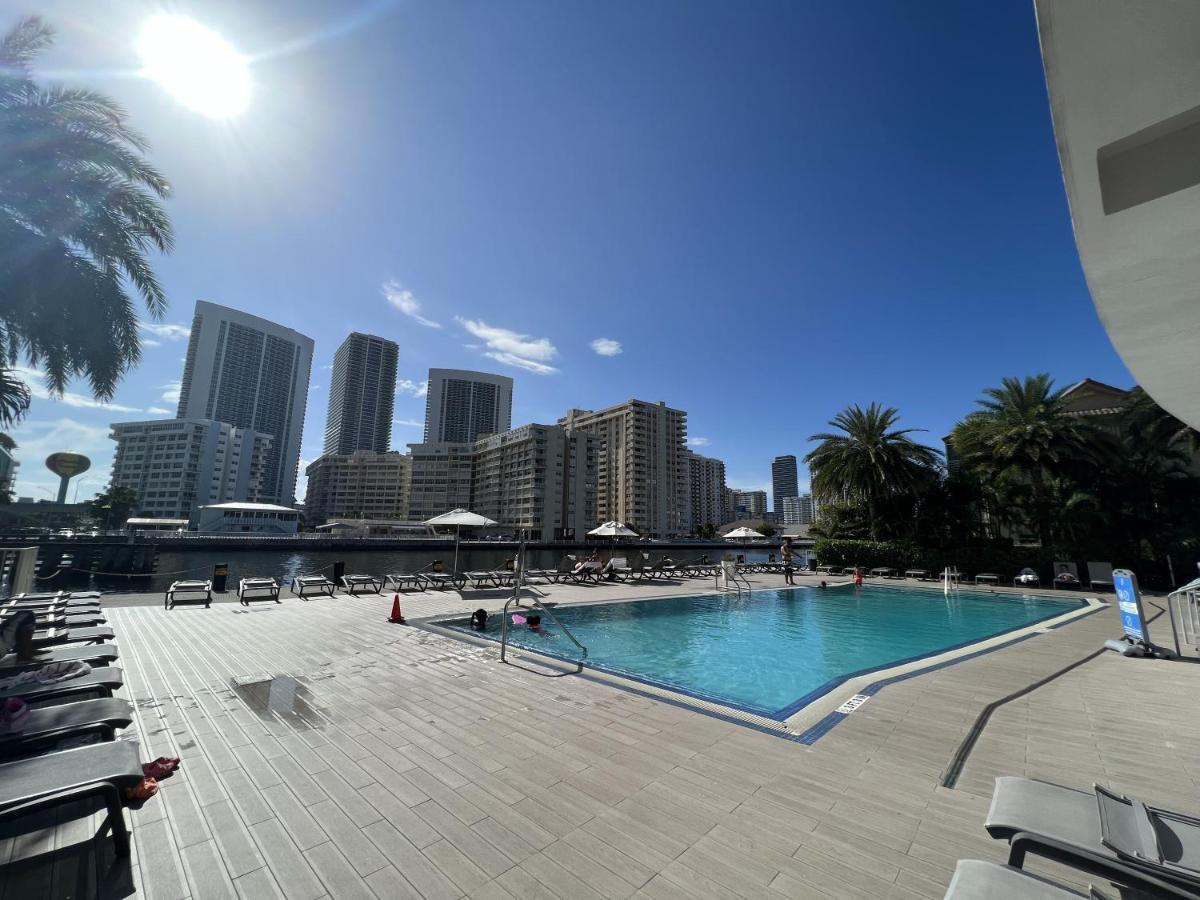 23Rd Floor Luxury & Spacious Beachwalk Resort Apartment With Amazing View Hallandale Beach Dış mekan fotoğraf