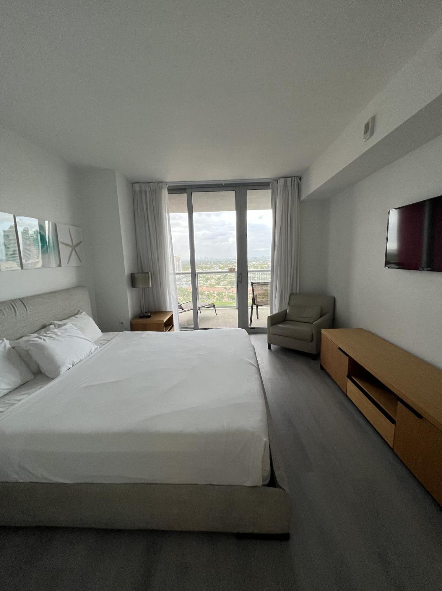 23Rd Floor Luxury & Spacious Beachwalk Resort Apartment With Amazing View Hallandale Beach Dış mekan fotoğraf