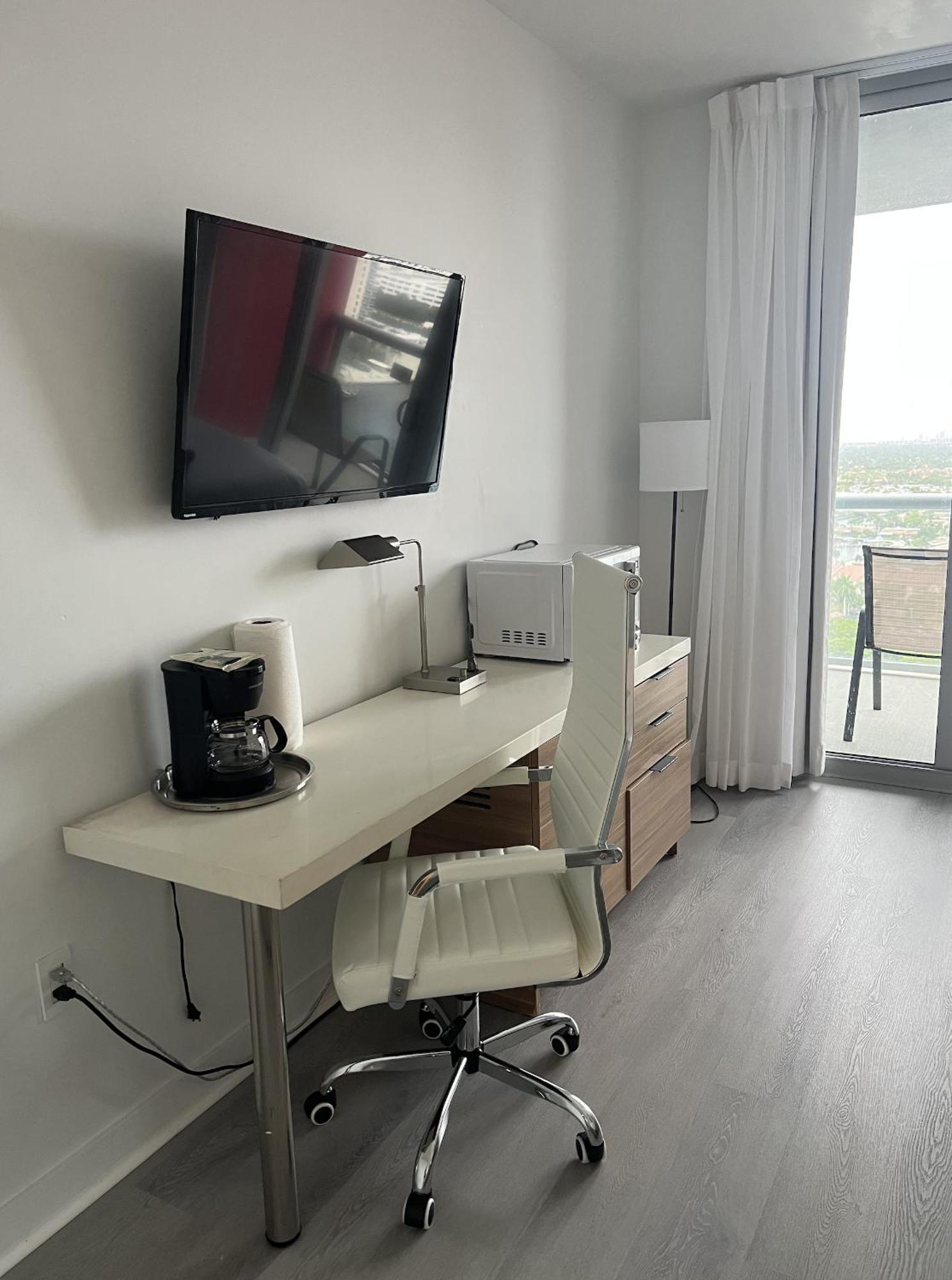 23Rd Floor Luxury & Spacious Beachwalk Resort Apartment With Amazing View Hallandale Beach Dış mekan fotoğraf